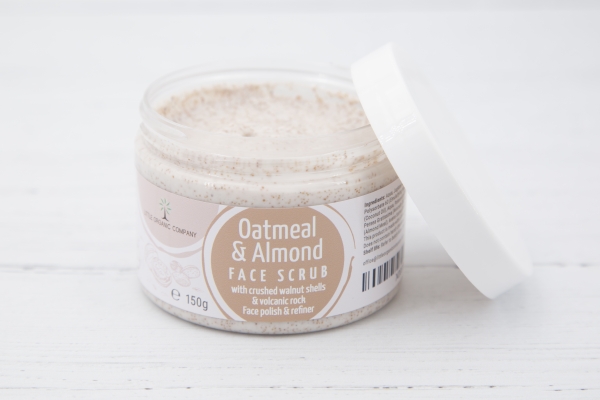 Oatmeal & Almond Face Scrub - Image 3